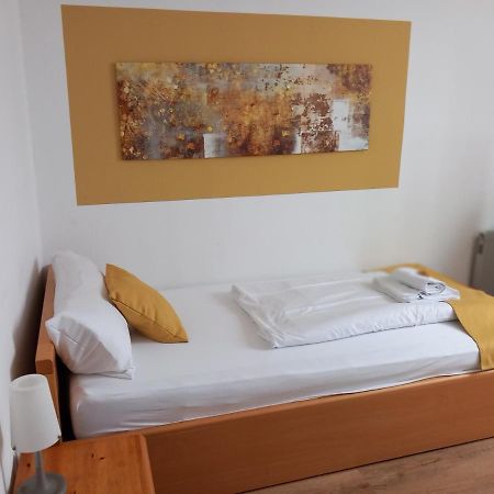 Hotel Karolinger Düsseldorf Extérieur photo