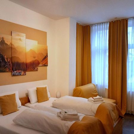 Hotel Karolinger Düsseldorf Extérieur photo