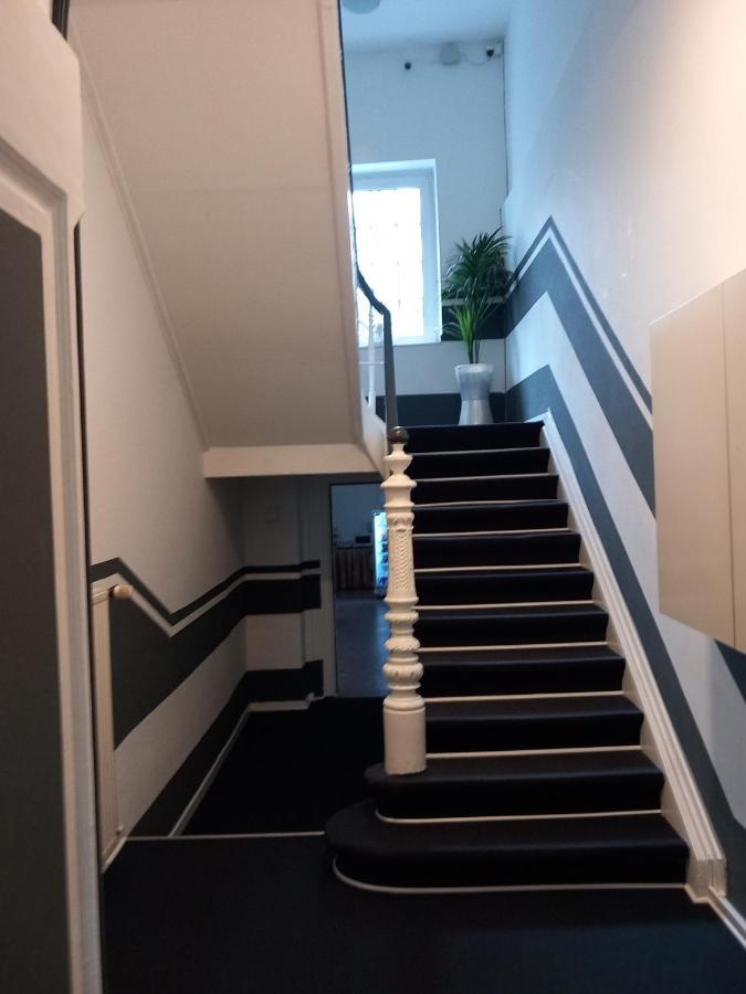 Hotel Karolinger Düsseldorf Extérieur photo