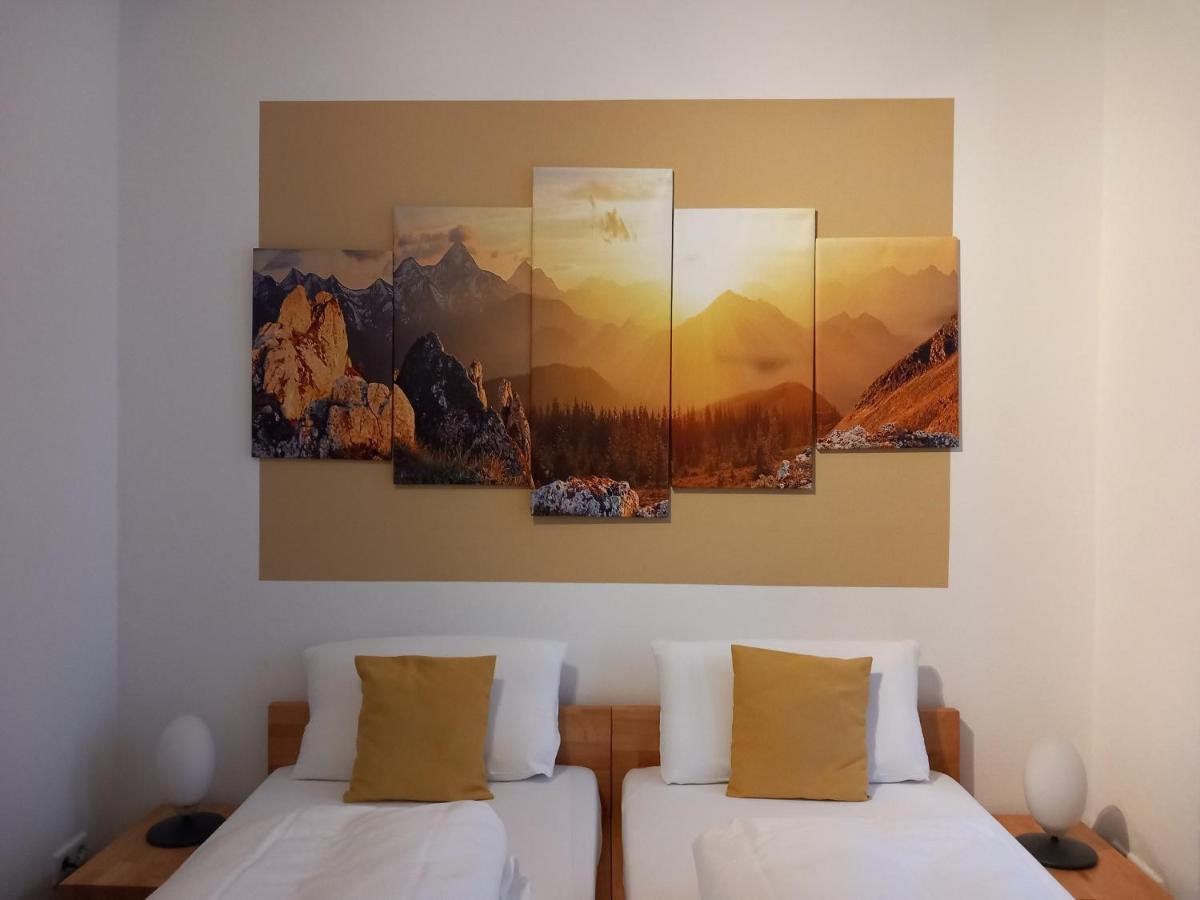 Hotel Karolinger Düsseldorf Extérieur photo
