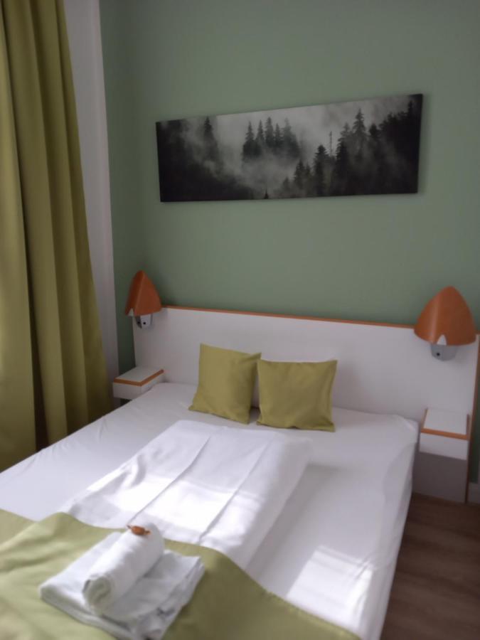 Hotel Karolinger Düsseldorf Extérieur photo