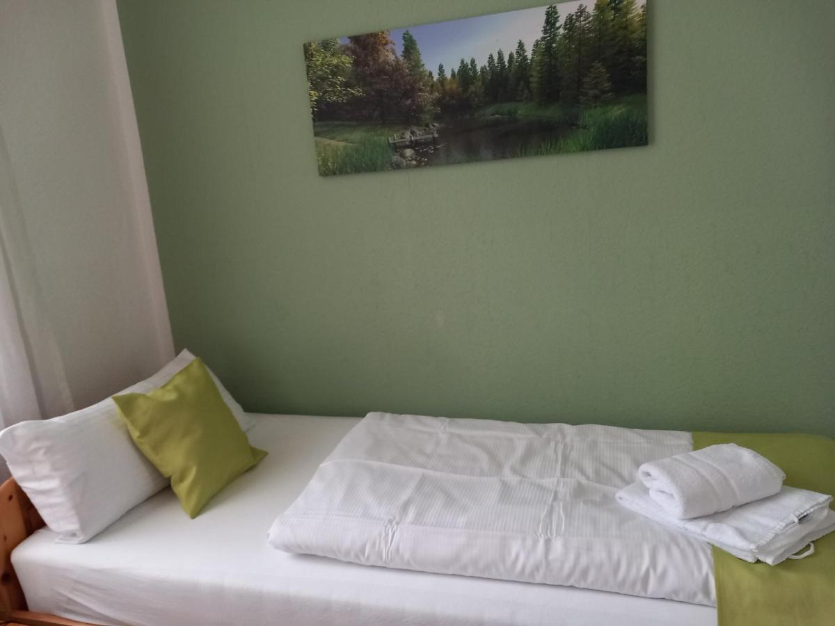 Hotel Karolinger Düsseldorf Extérieur photo