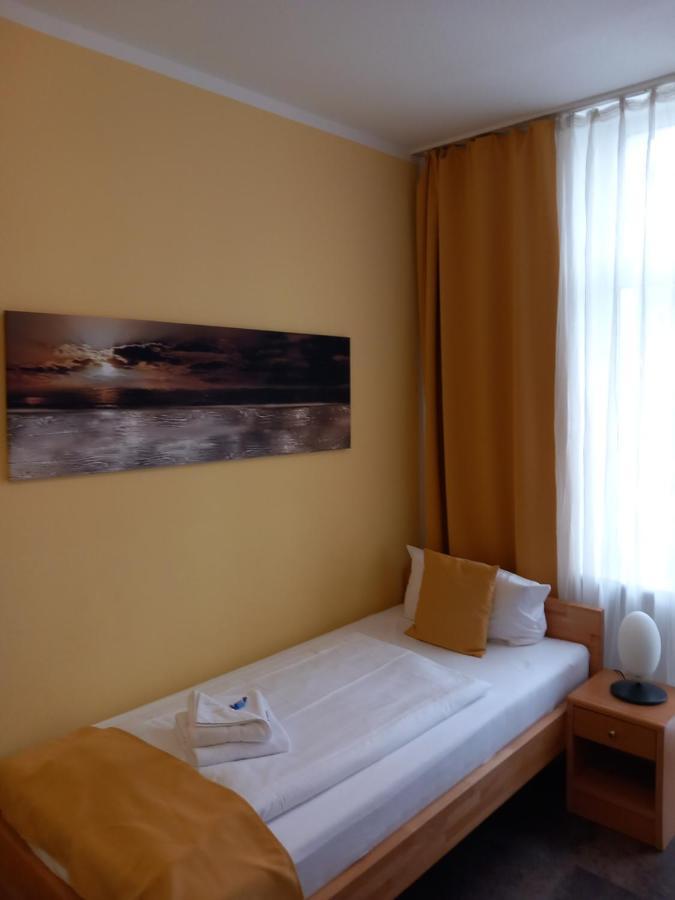 Hotel Karolinger Düsseldorf Extérieur photo