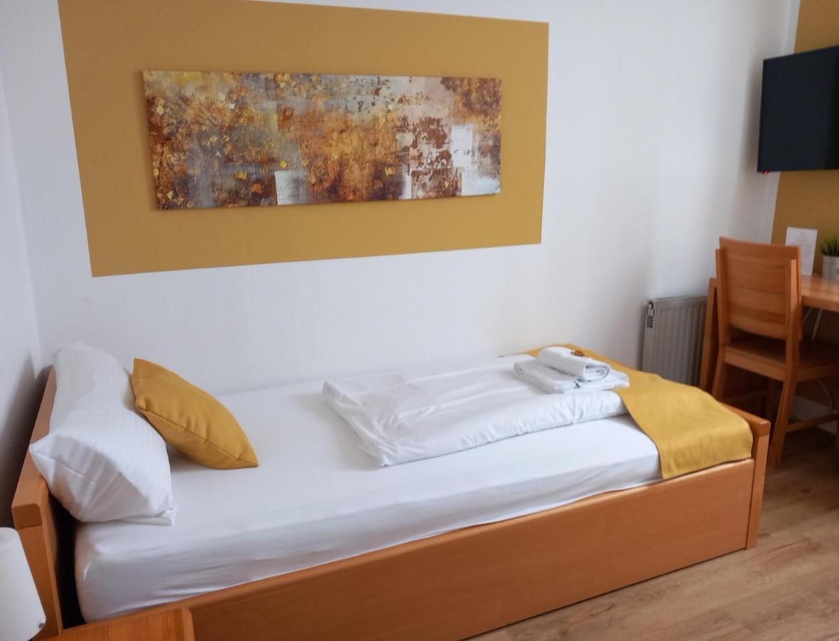 Hotel Karolinger Düsseldorf Extérieur photo